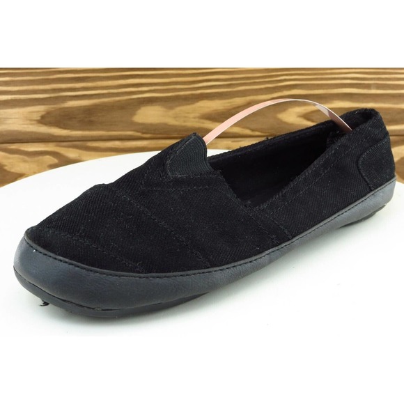 St. John's Bay Size 8.5‎ M Black Round Toe flats Fabric Women 199638 - Picture 1 of 9